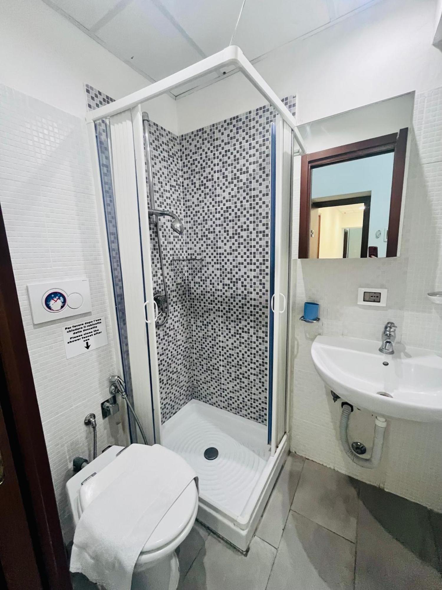 Grandis Rooms روما المظهر الخارجي الصورة
